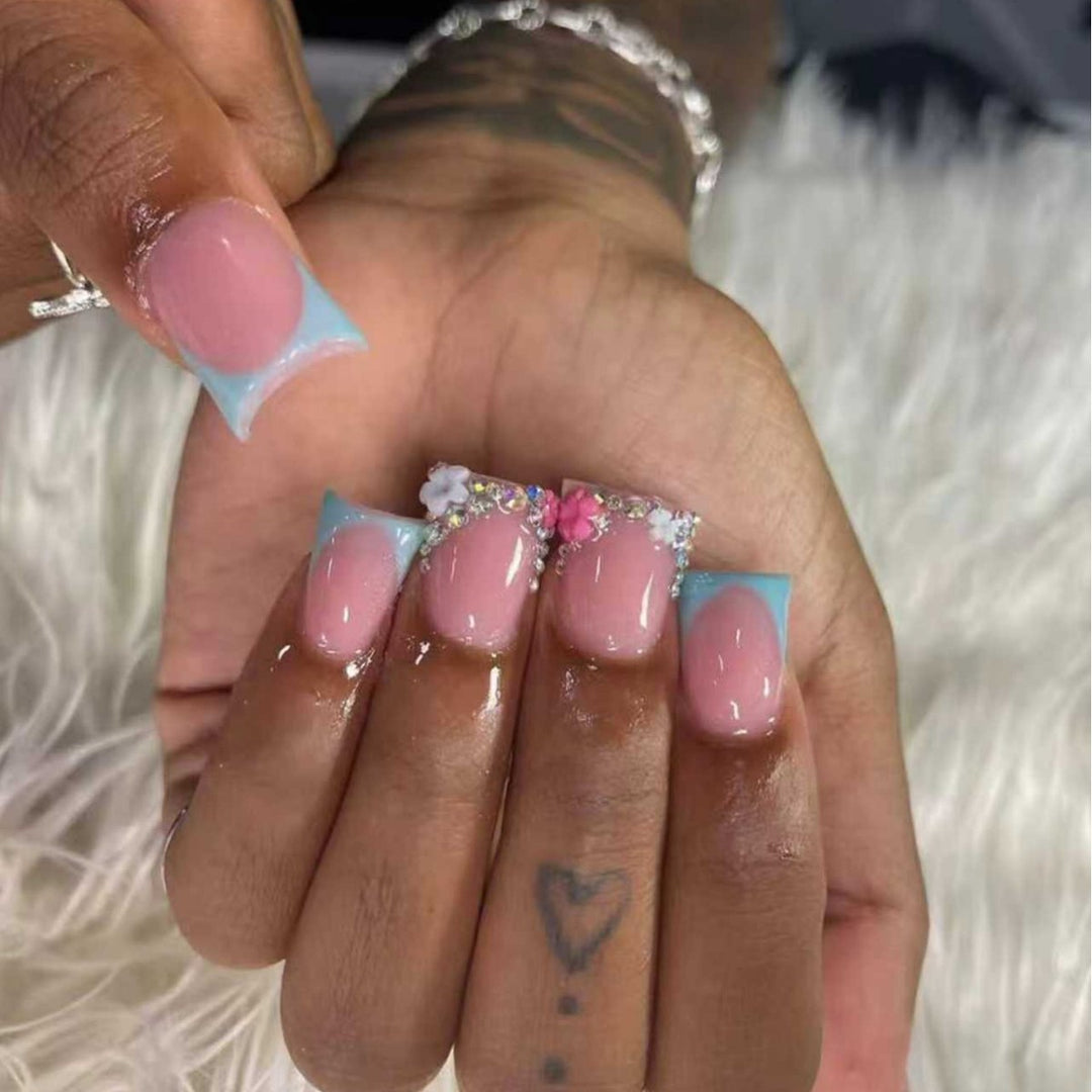 Decorative Floral Press-On Nail Art Extensions Stornfield