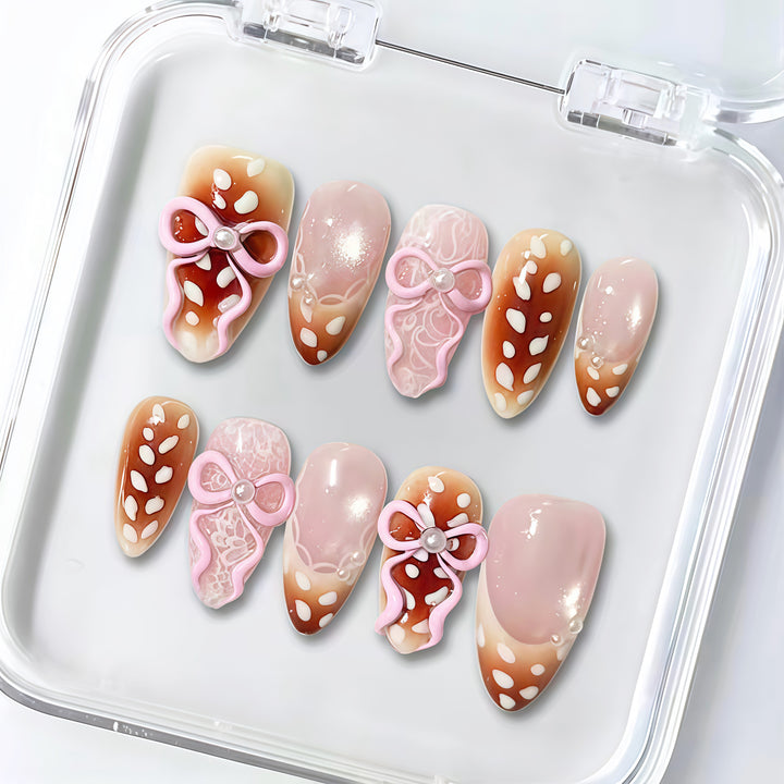 Decorative Press-On Nail Set with Floral Embellishments 1790746076