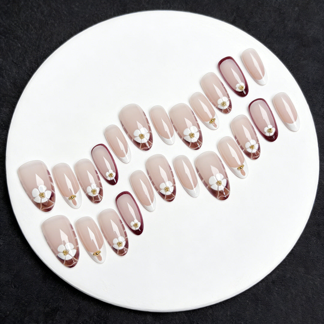 Elegant Floral Design Press-On Nail Enhancements Stornfield