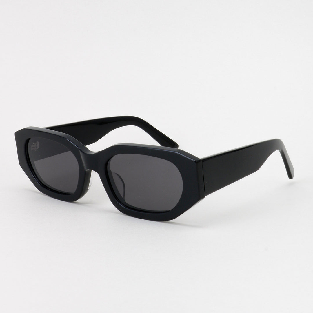 Women's fashionable sunglasses in stylish, oversized design Stornfield