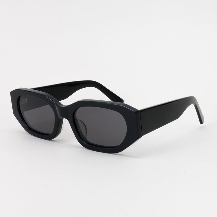 Women's fashionable sunglasses in stylish, oversized design Stornfield