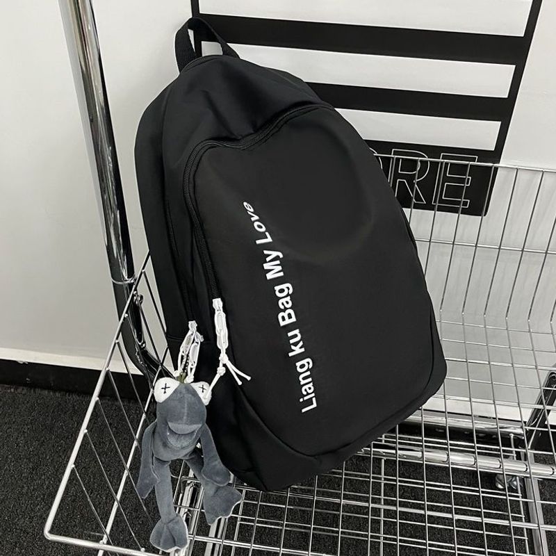 Versatile Urban Travel Backpack Stornfield