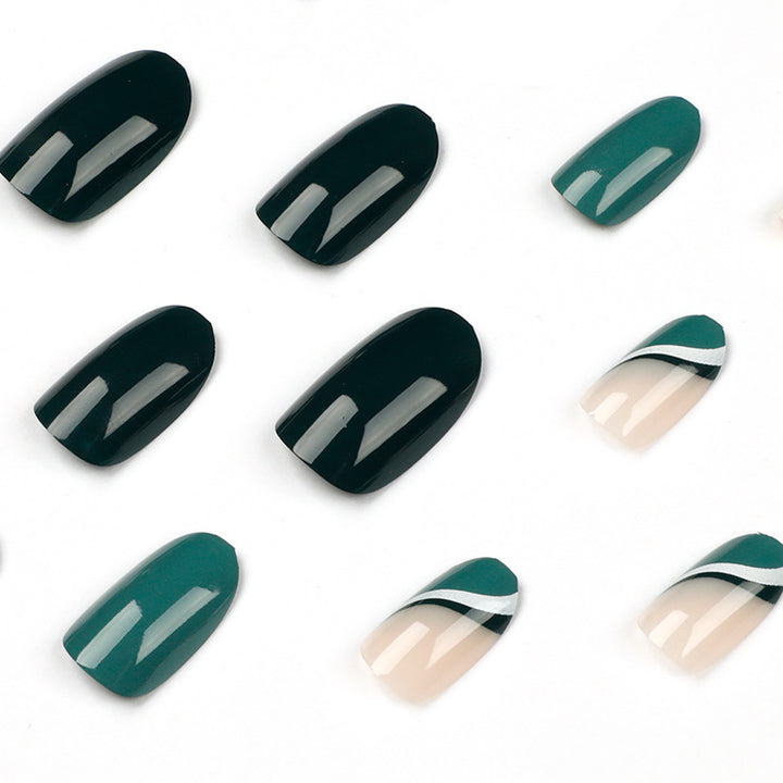 Elegant and artistic nail art Stornfield