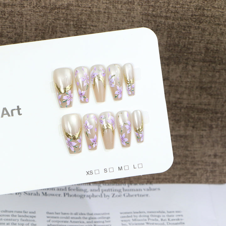 Elegant Floral Press-On Nail Set Stornfield