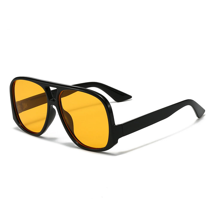 Women trendy oversized sunglasses in modern tortoiseshell pattern Stornfield