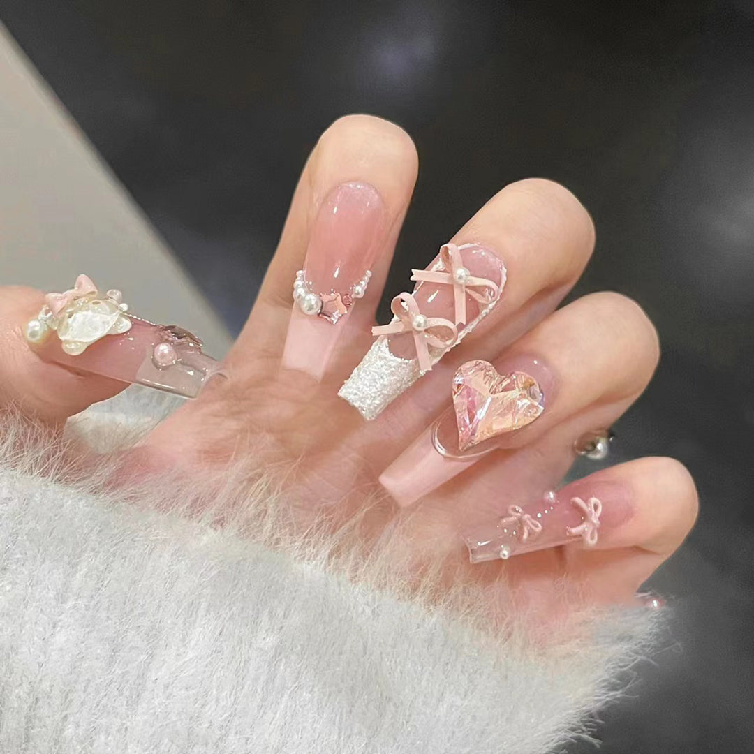 Artisan Floral Embellished Press-On Nail Set Stornfield