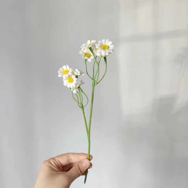 Lifelike Floral Stem with Charming Yellow Daisies