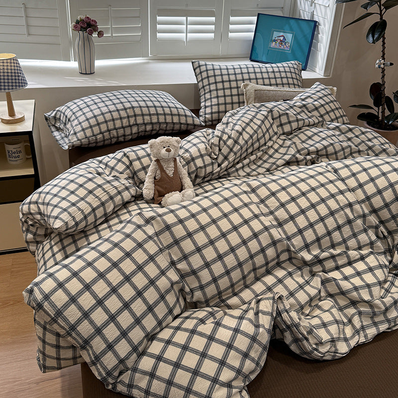 Cozy Plaid Bedding Set