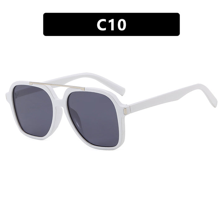 Women's square sunglasses with protective UV filter and elegant frame Stornfield