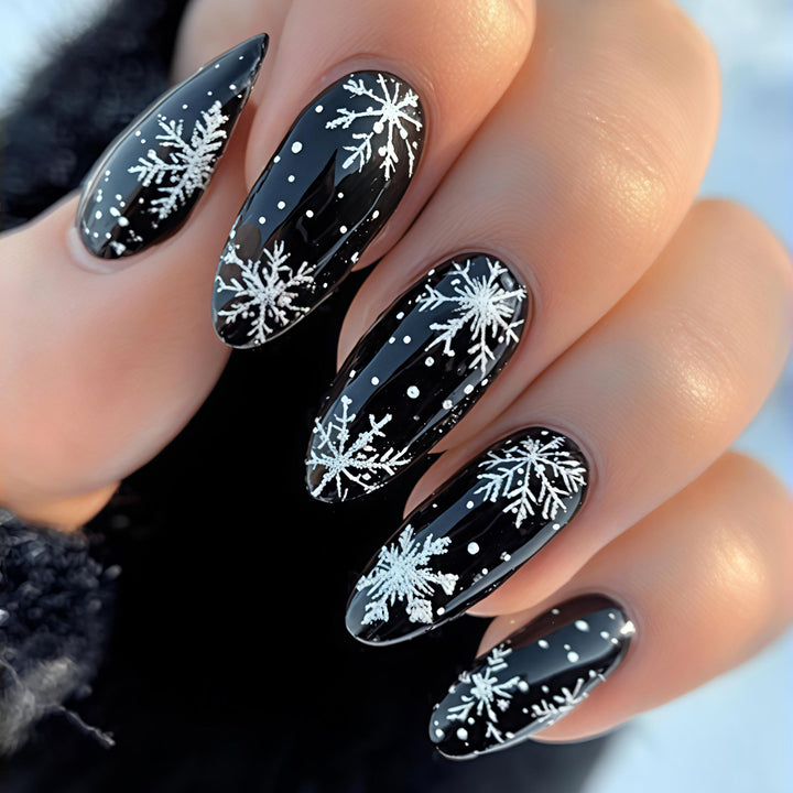Artificial nails in winter snowflake design Stornfield
