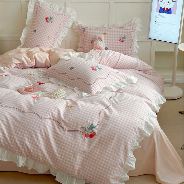 Ruffled Gingham Embroidered Duvet Cover Set with Scalloped Stitching and Pillow Shams