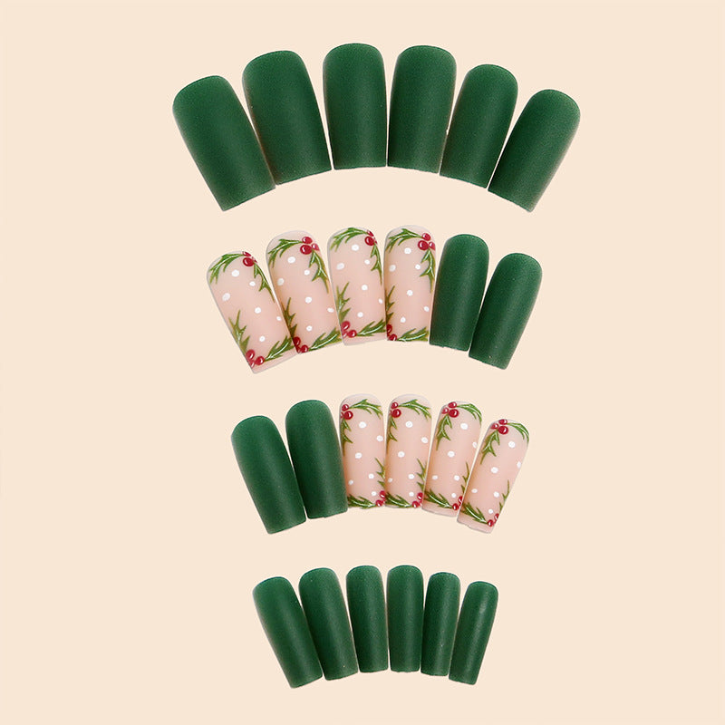 Artful Nail Tips with Botanical Motifs Stornfield