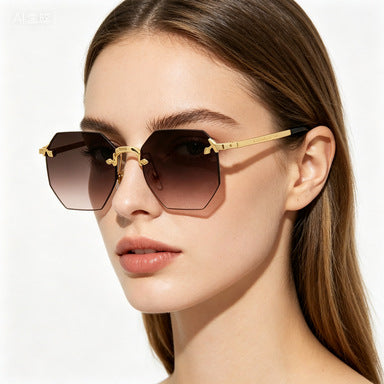 Women's stylish sunglasses in modern octagon design Stornfield