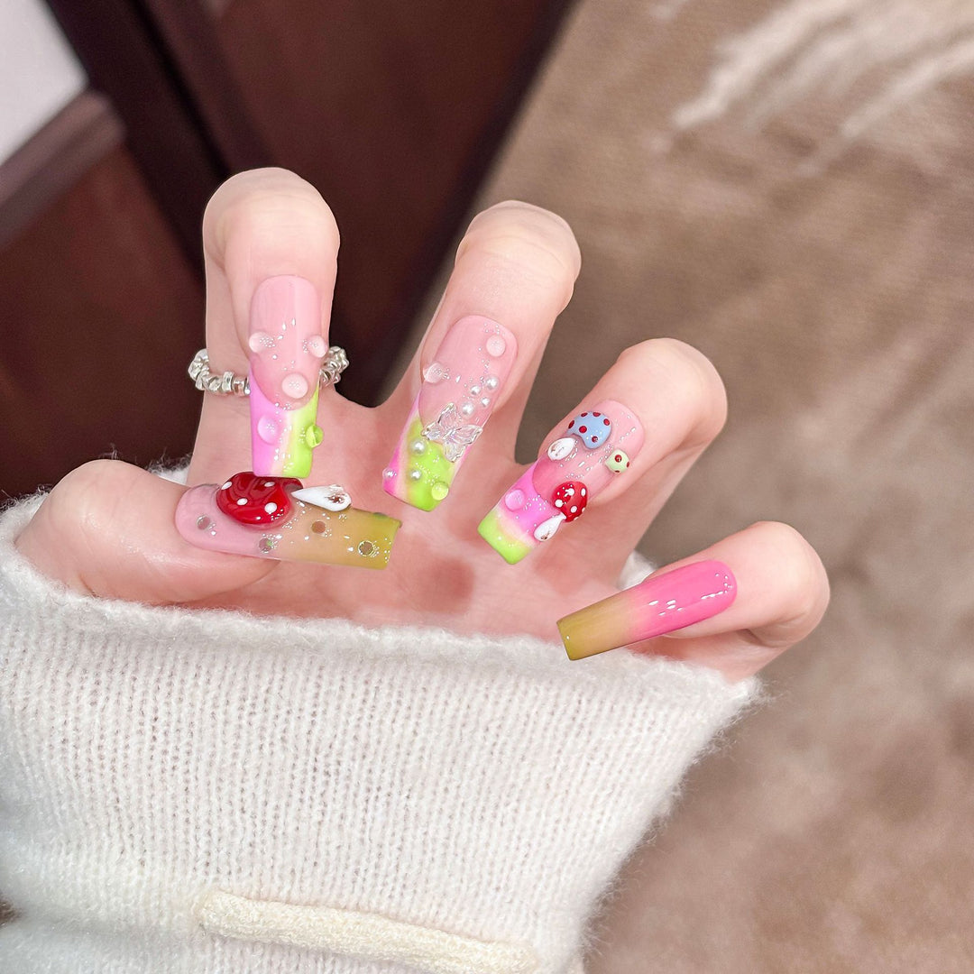 Artistic Decorative Press-On Nail Tips