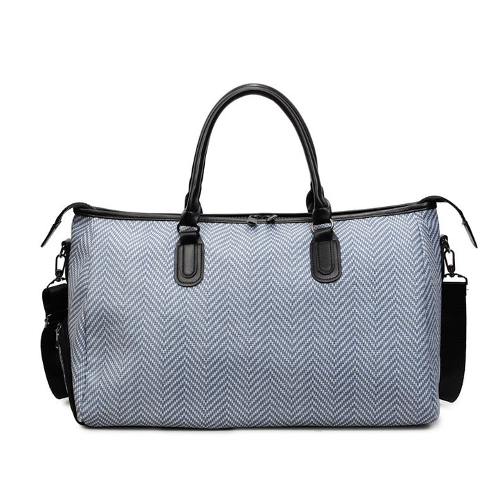 Durable travel bag with versatile interior layout Stornfield