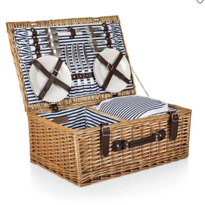 Women's picnic basket with integrated crockery set and space-saving design Stornfield