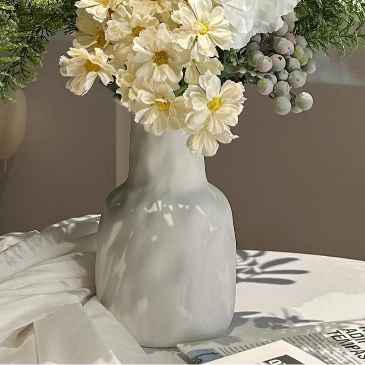 Lifelike All-Season Decorative Floral Arrangement
