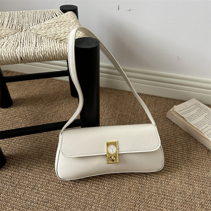 Vintage-Inspired Leather Crossbody Bag