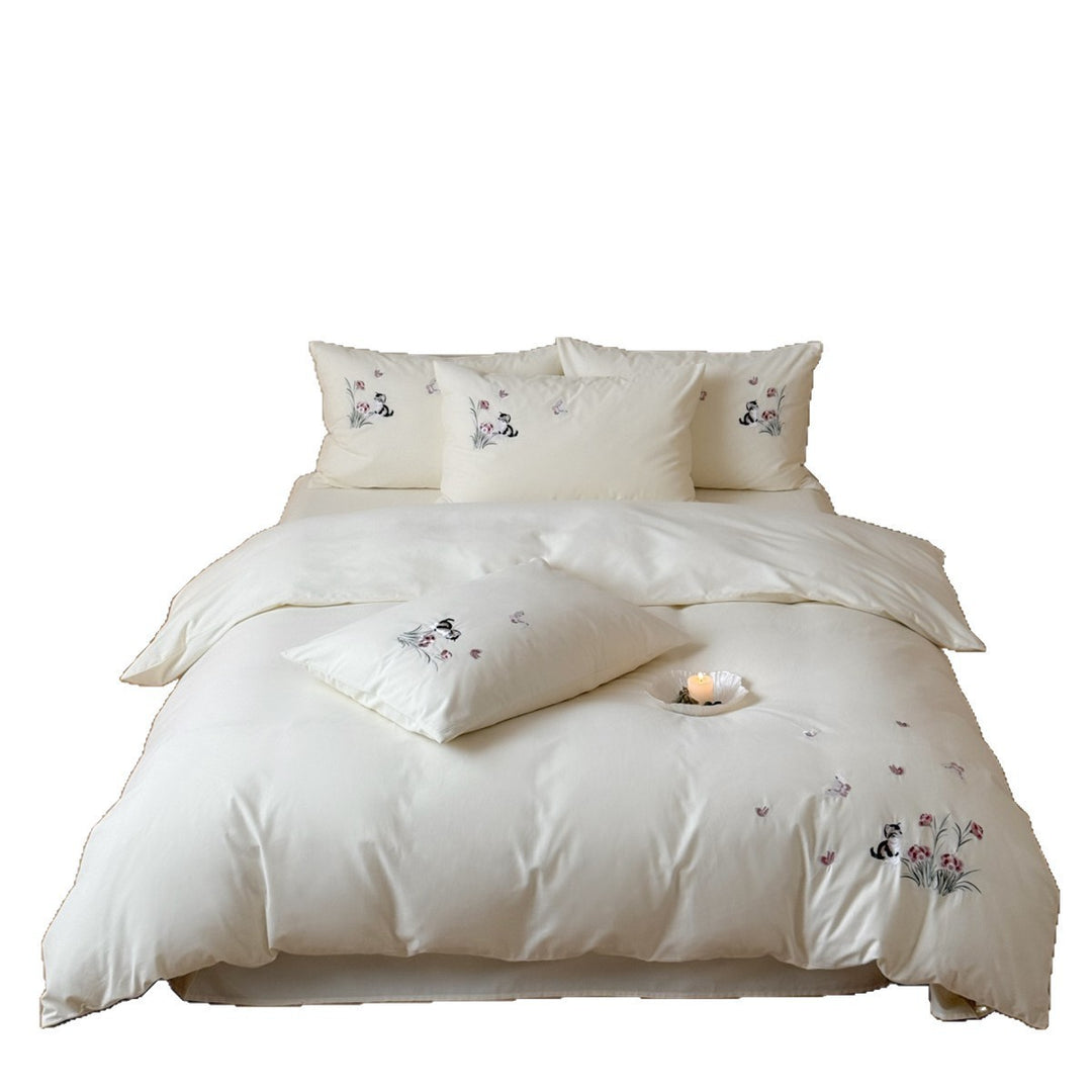 Embroidered Cotton Sateen Duvet Cover Set with Cat and Floral Motif