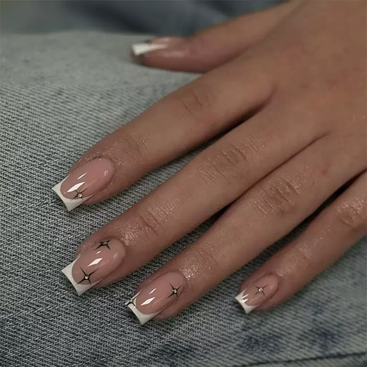 Artificial nail tips with elegant French tips Stornfield