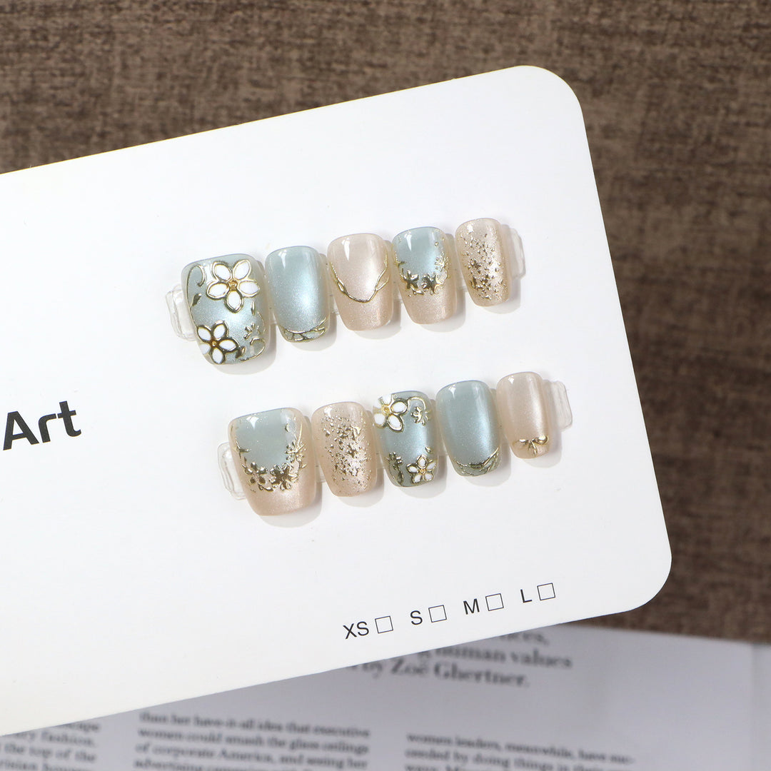 Elegant Floral Press-On Nail Art Set Stornfield