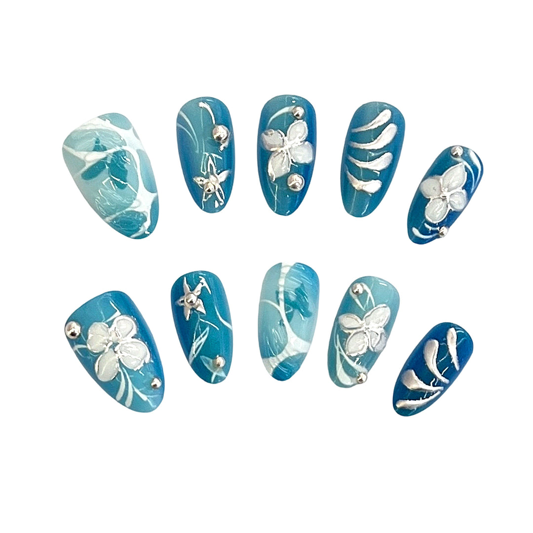 Artistic Floral-Patterned Press-On Nail Set Stornfield