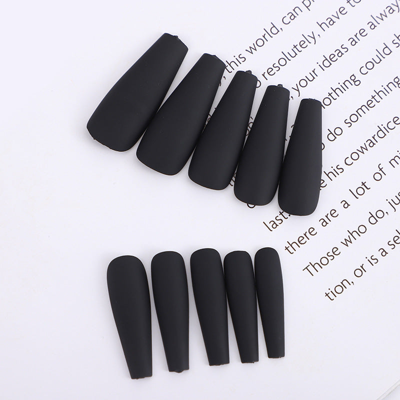 Elegant Fake Nails Stornfield