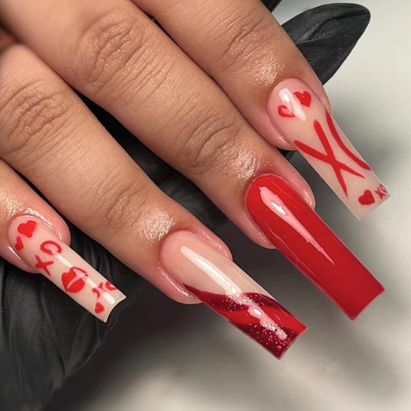 Artful Nail Extensions in Romantic Design Stornfield