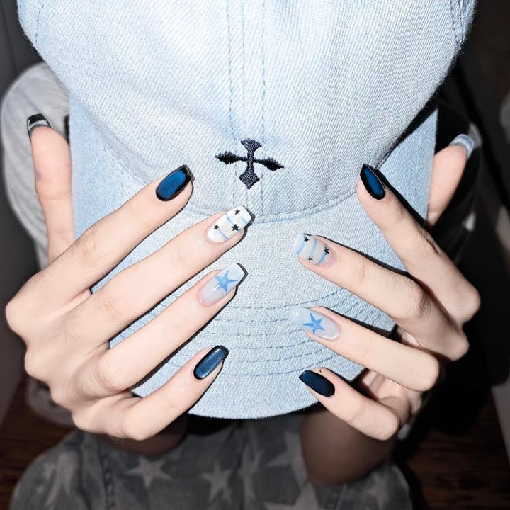 Whimsical Bear-Themed Press-On Nail Art Kit Stornfield