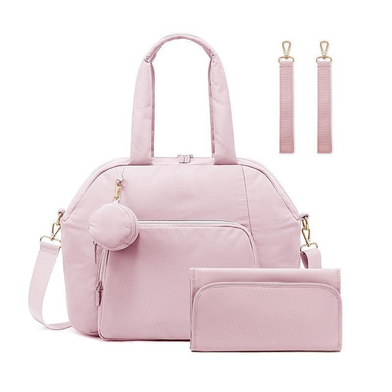 Spacious weekend bag with removable cosmetic organizer Stornfield