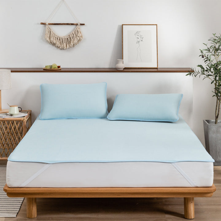 Ladies mattress topper with waterproof and breathable function Stornfield