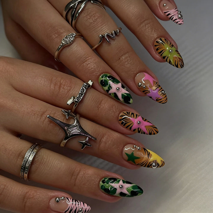 Creative Nail Art Set Stornfield