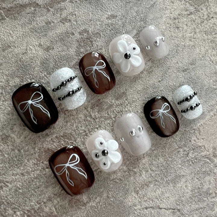 Decorative Press-On Nail Art Set with Floral Accents 1790745969