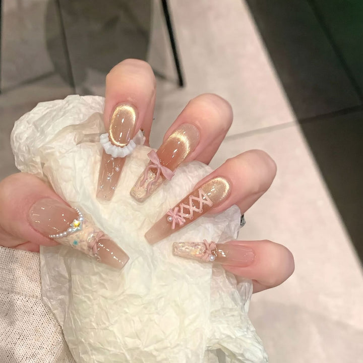 Artistic Press-On Nail Art Set with Unique Decorative Elements Stornfield