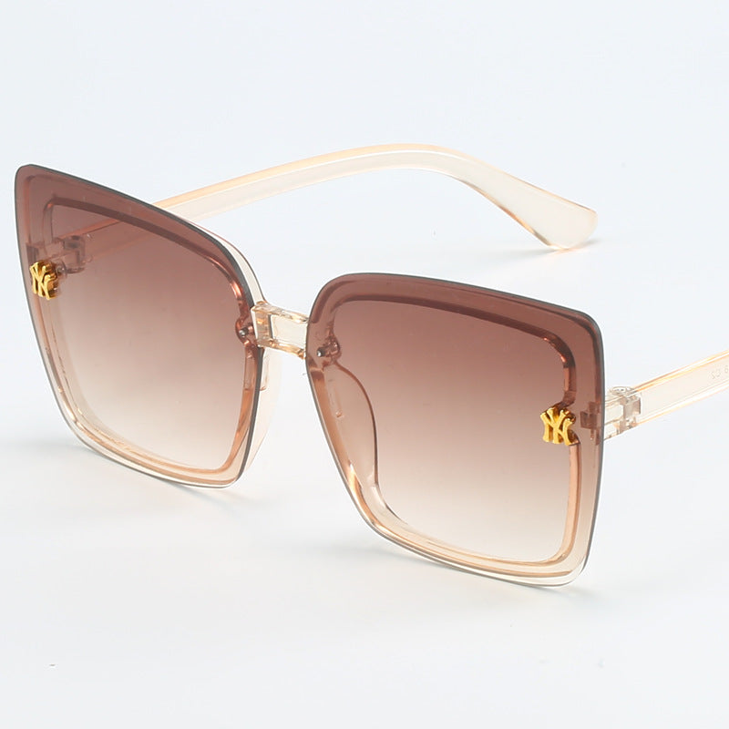 Ladies stylish square sunglasses with elegant details Stornfield