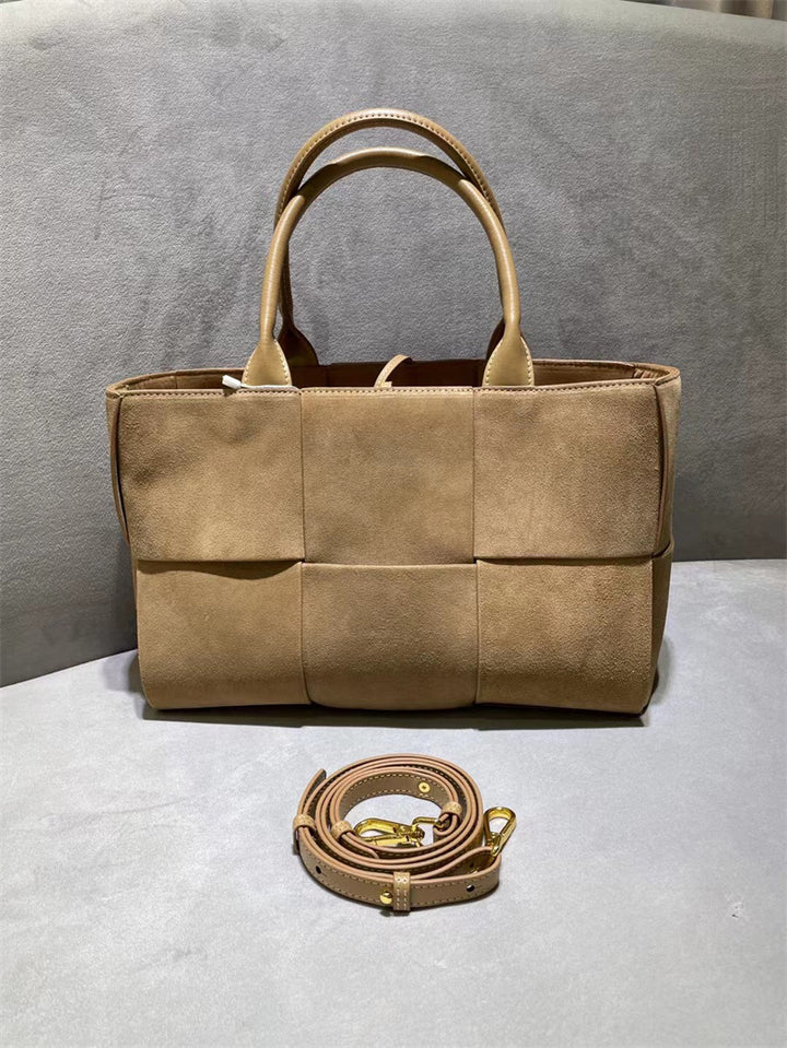 Elegant Structured Handbag Stornfield