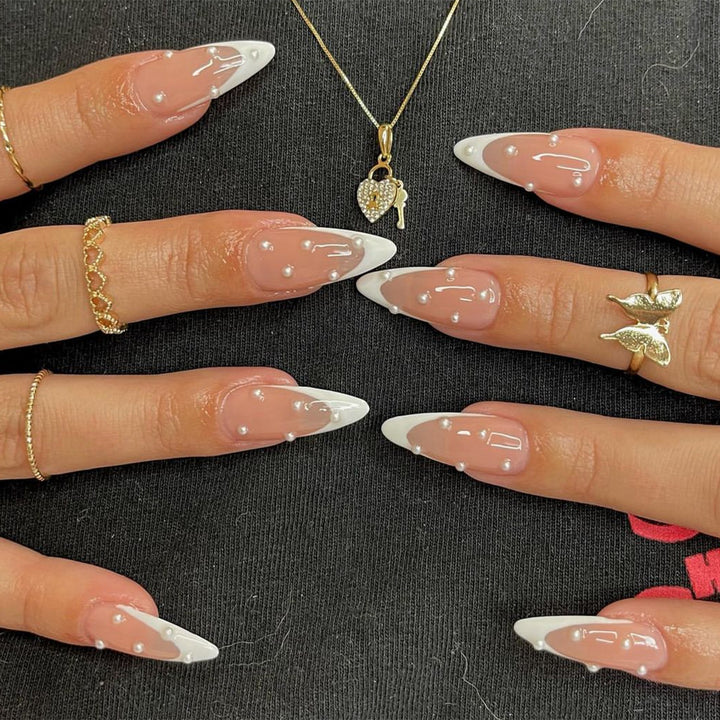 Artificial nail set with elegant French tips Stornfield