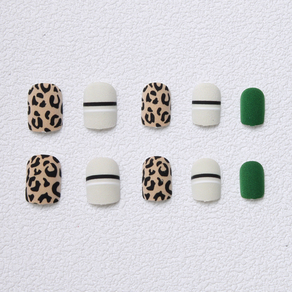 Trendy Nail Art Set Stornfield