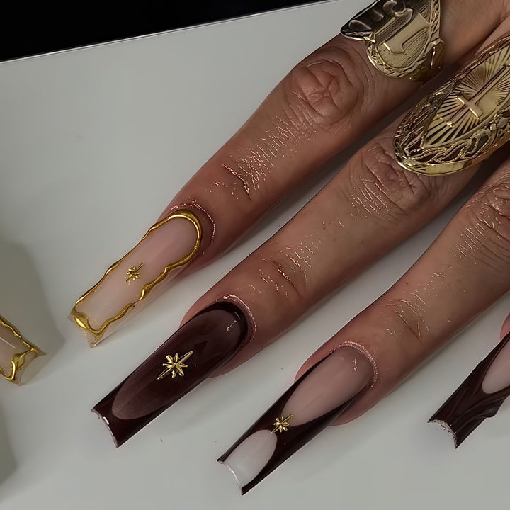 Artistic Sculpted Press-On Nails with Gold Accents Stornfield