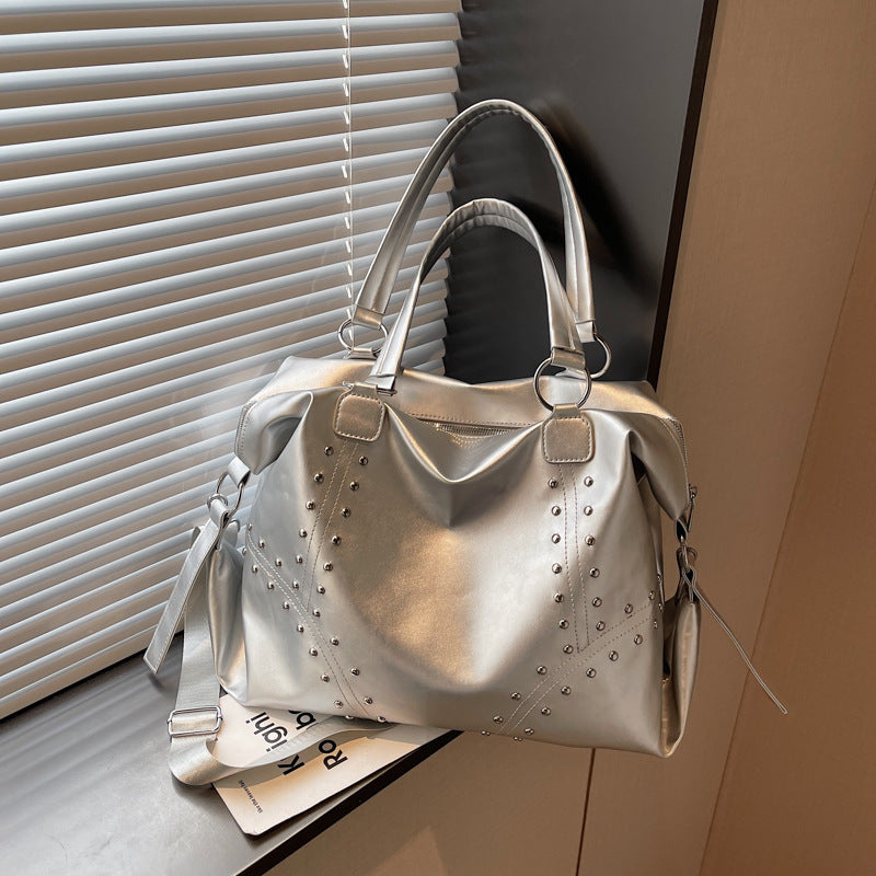 Elegant and Spacious Handbag Stornfield