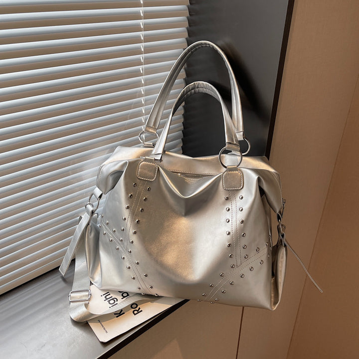 Elegant and Spacious Handbag Stornfield