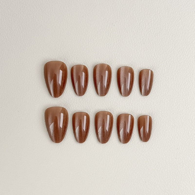 Luxurious artificial nails with shiny finish Stornfield