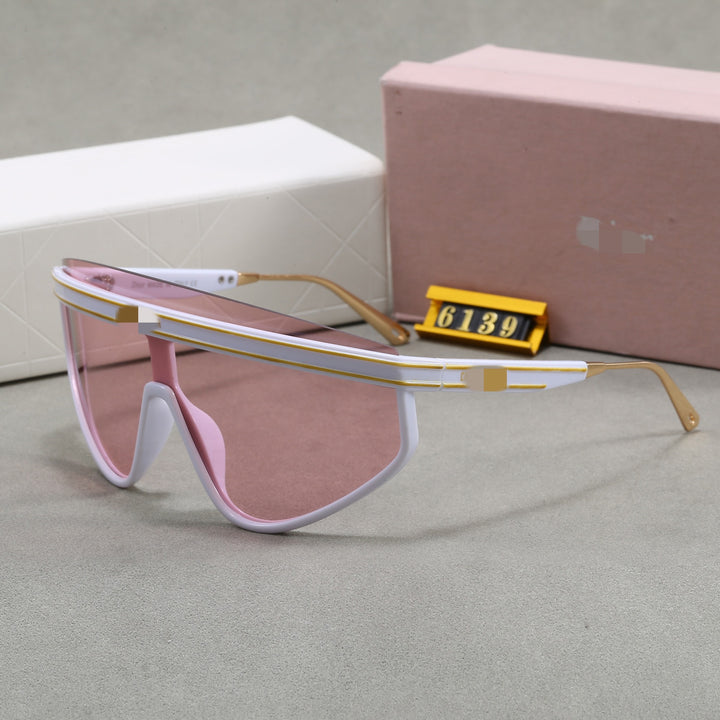 Ladies Cat-Eye Sunglasses with Modern Design Stornfield