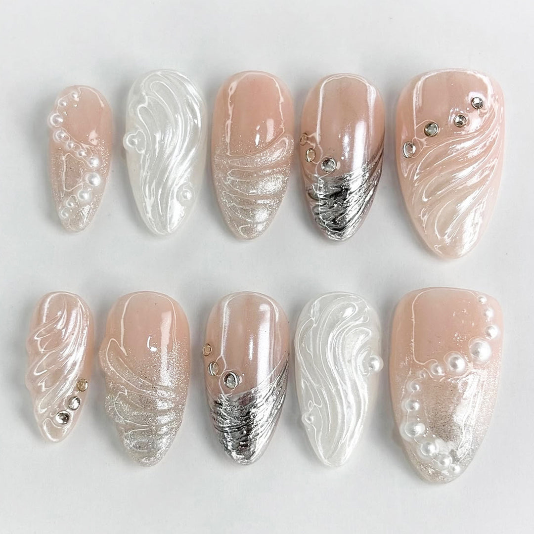 Elegant Rhinestone Artificial Nails Stornfield