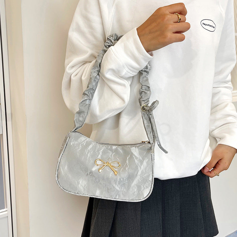 Elegant Bow-Embellished Shoulder Bag