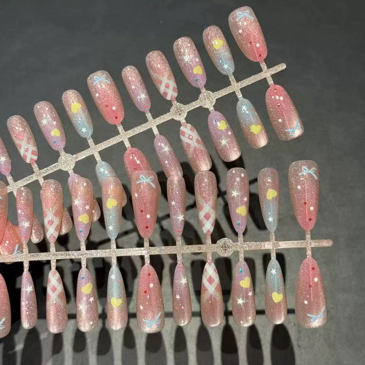 Decorative Nail Art Press-On Set 1790738682
