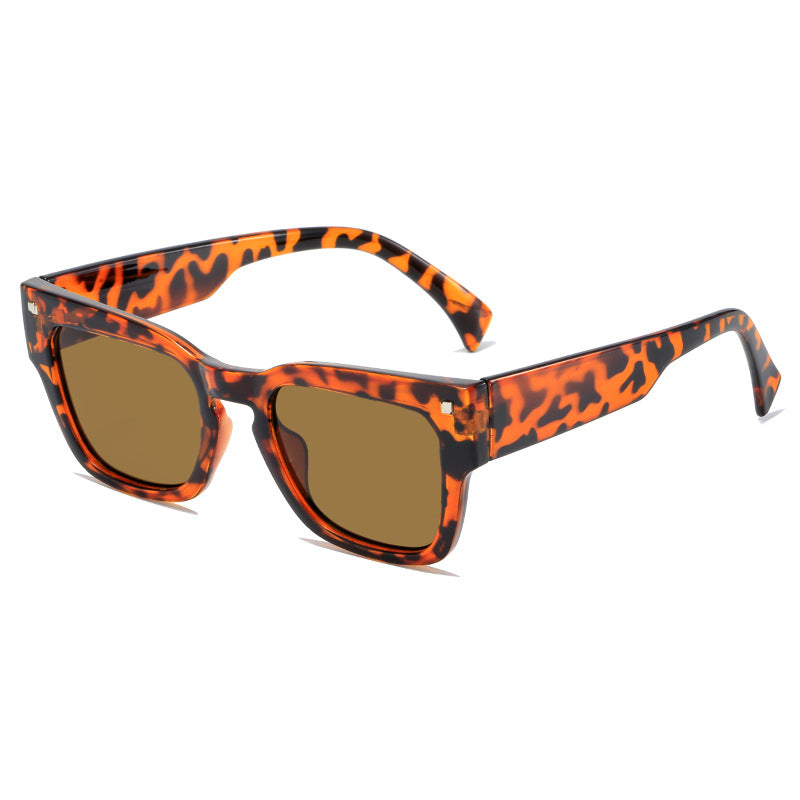 Ladies' fashionable sunglasses in trendy square design Stornfield