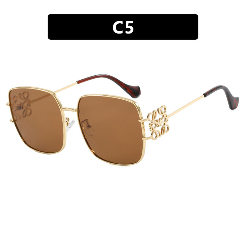 Ladies square sunglasses with delicate design and luxurious metal frame Stornfield