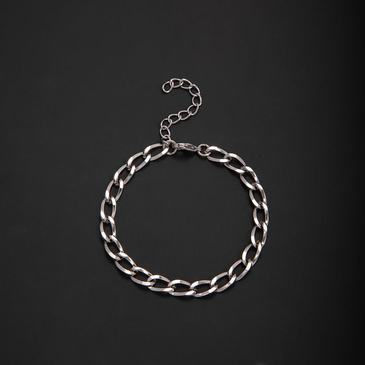Interlaced Metal Link Bracelet Stornfield