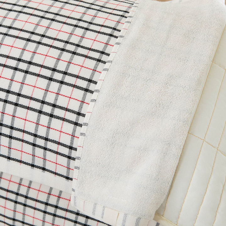Women’s pillowcase in classic check design Stornfield